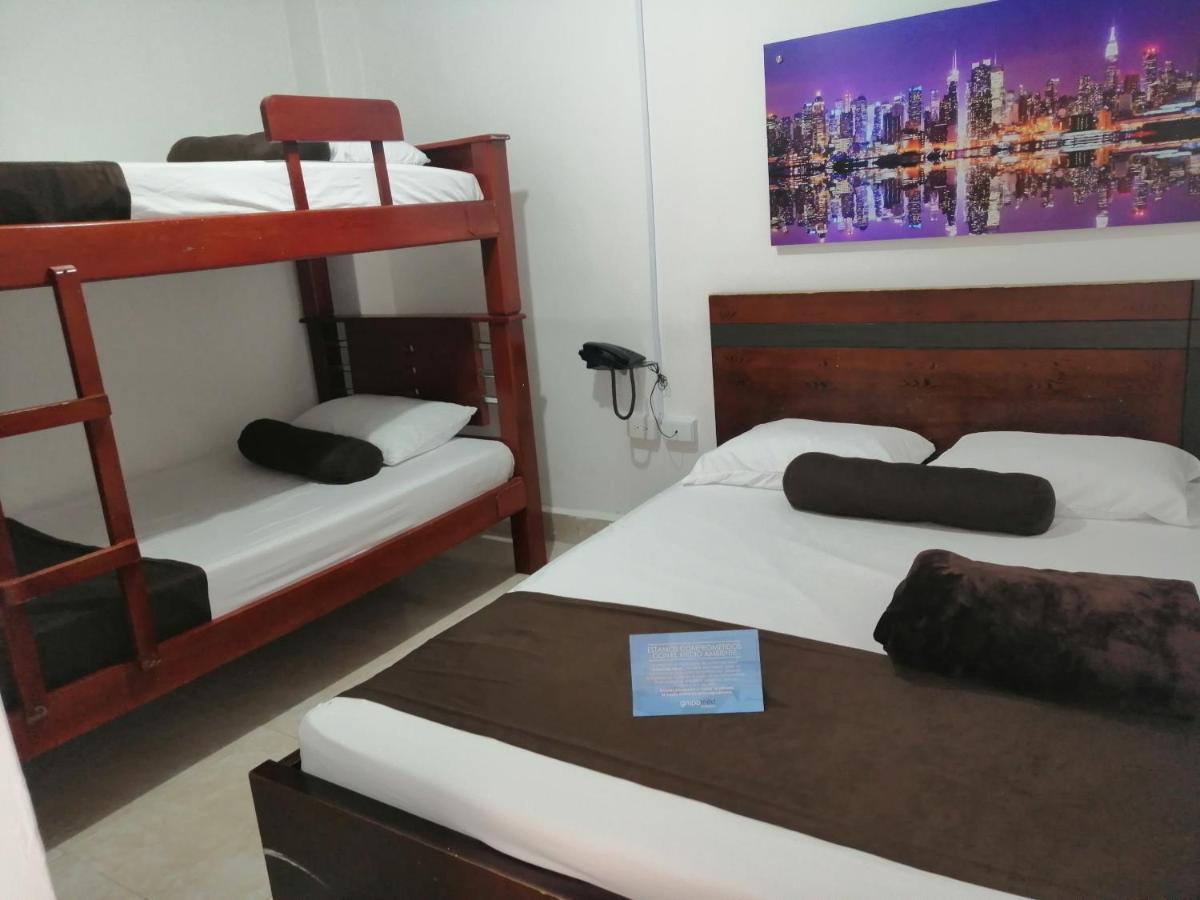 Hotel Sol Del Estadio Медельин Экстерьер фото