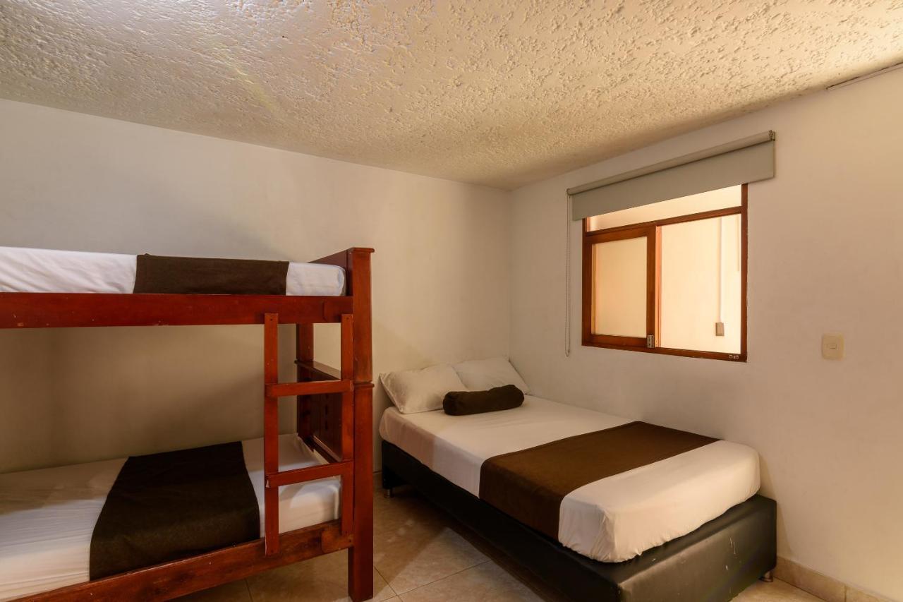 Hotel Sol Del Estadio Медельин Экстерьер фото